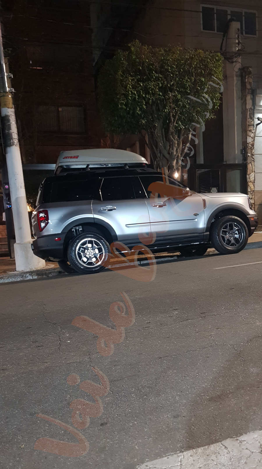 Aluguel de Bagageiro de teto para Ford Bronco
